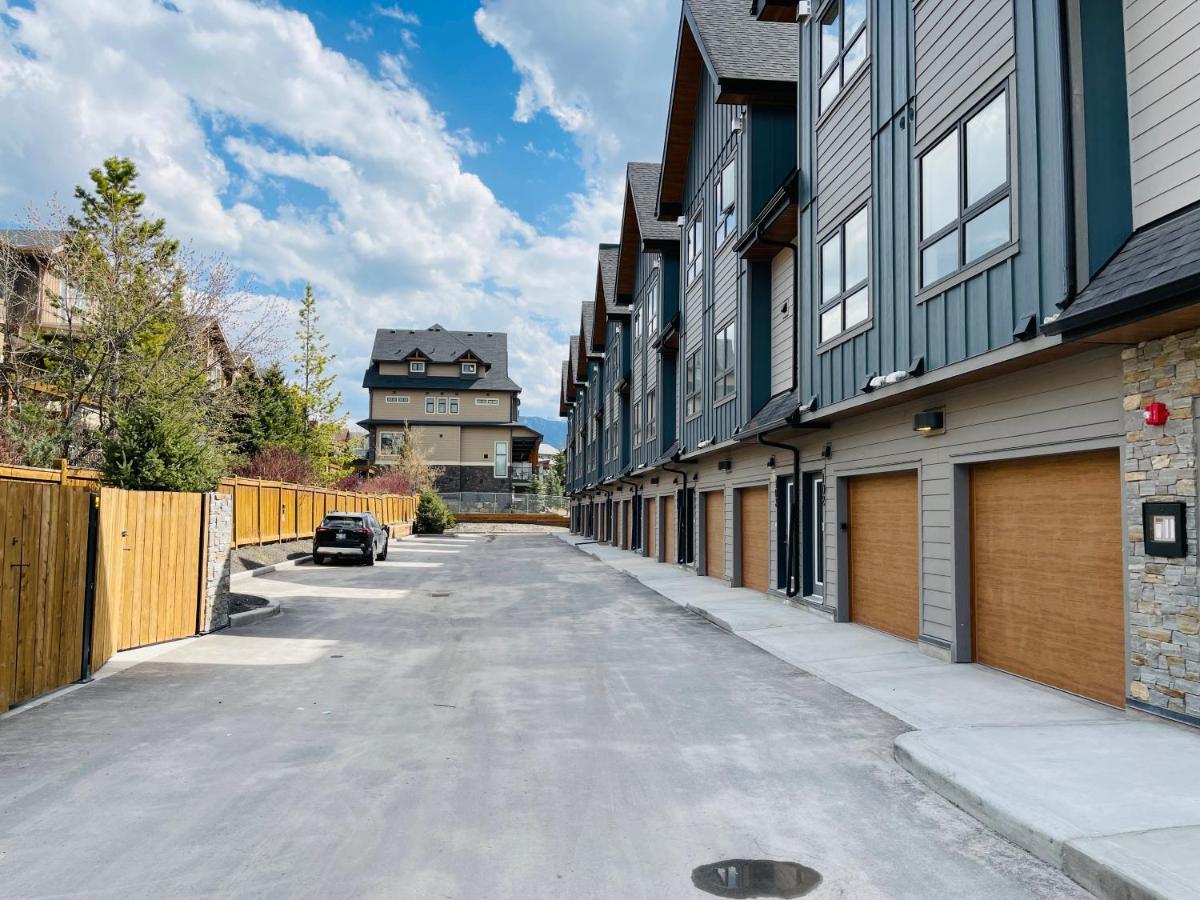 Joe'S Contemporary 2 King Bedrooms Vacation Home In Canmore Exterior foto